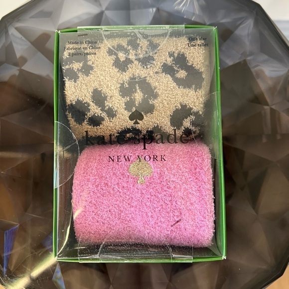 Kate Spade Leopard Camel Crew Fuzzy 2 Pack Socks - Picture 1 of 6